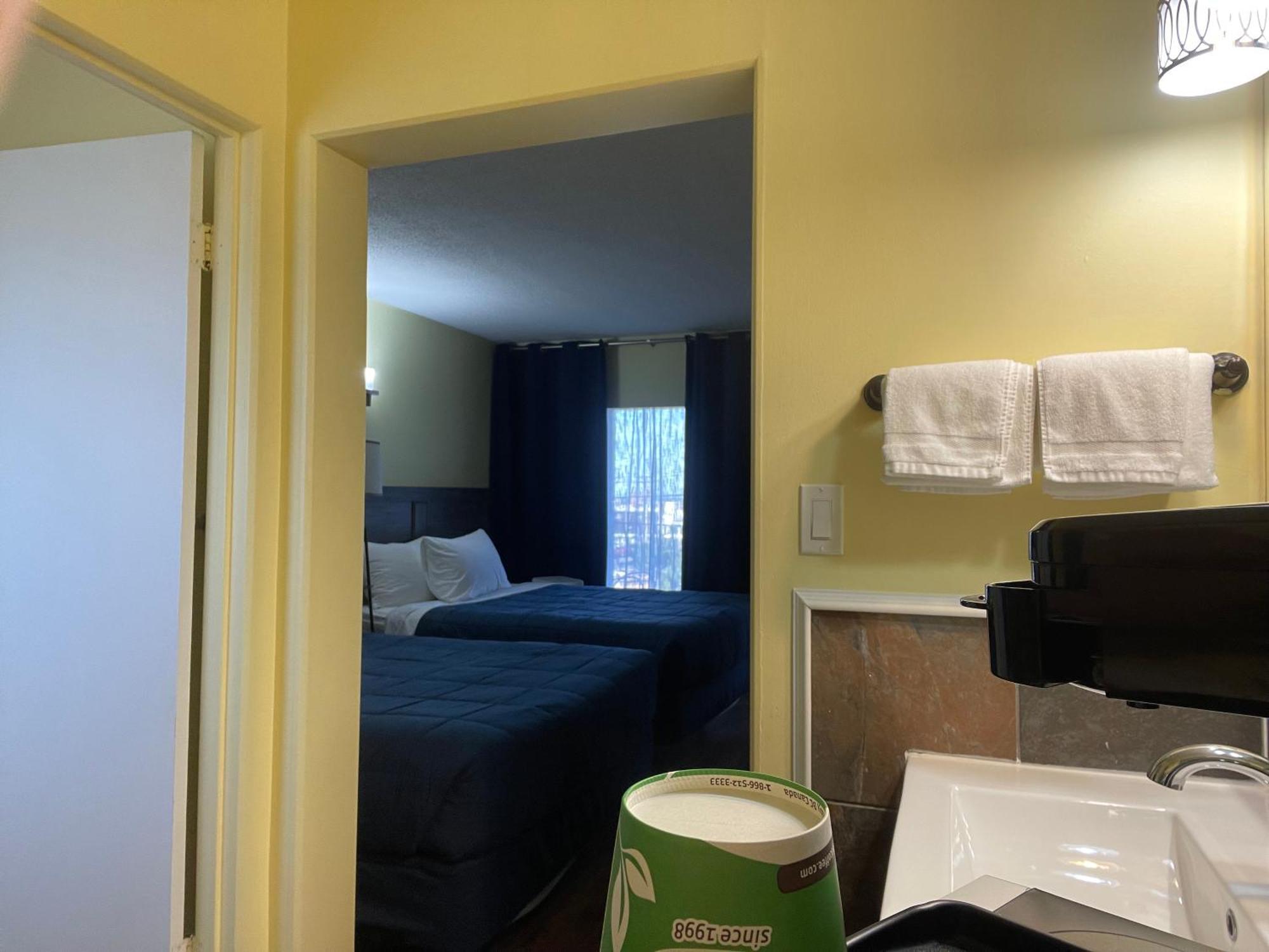 Port-O-Call Inn Nanaimo Dış mekan fotoğraf